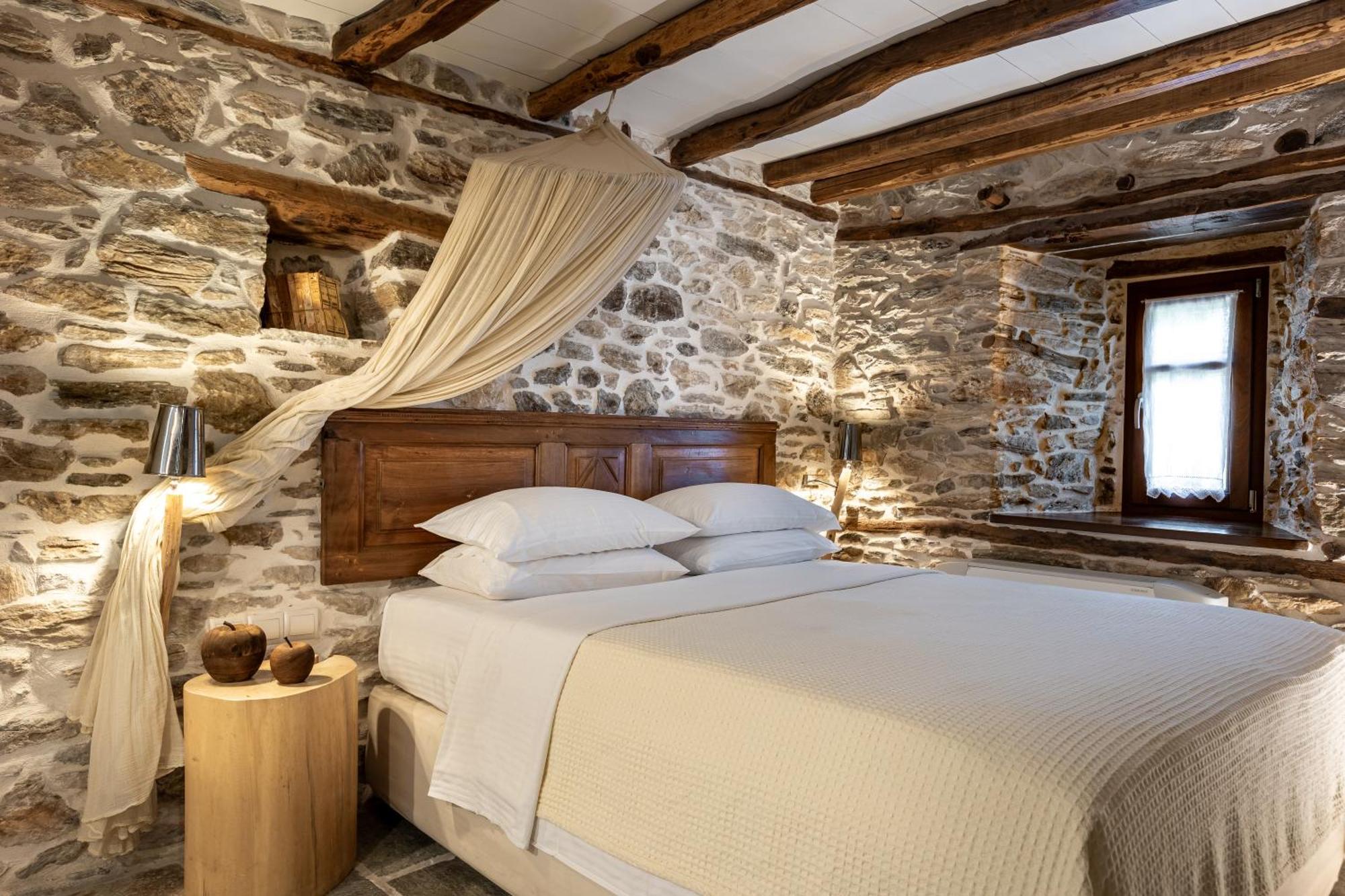 Mountain'S Secret Hotel Mouresi Exterior photo